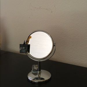 Mini mirror
